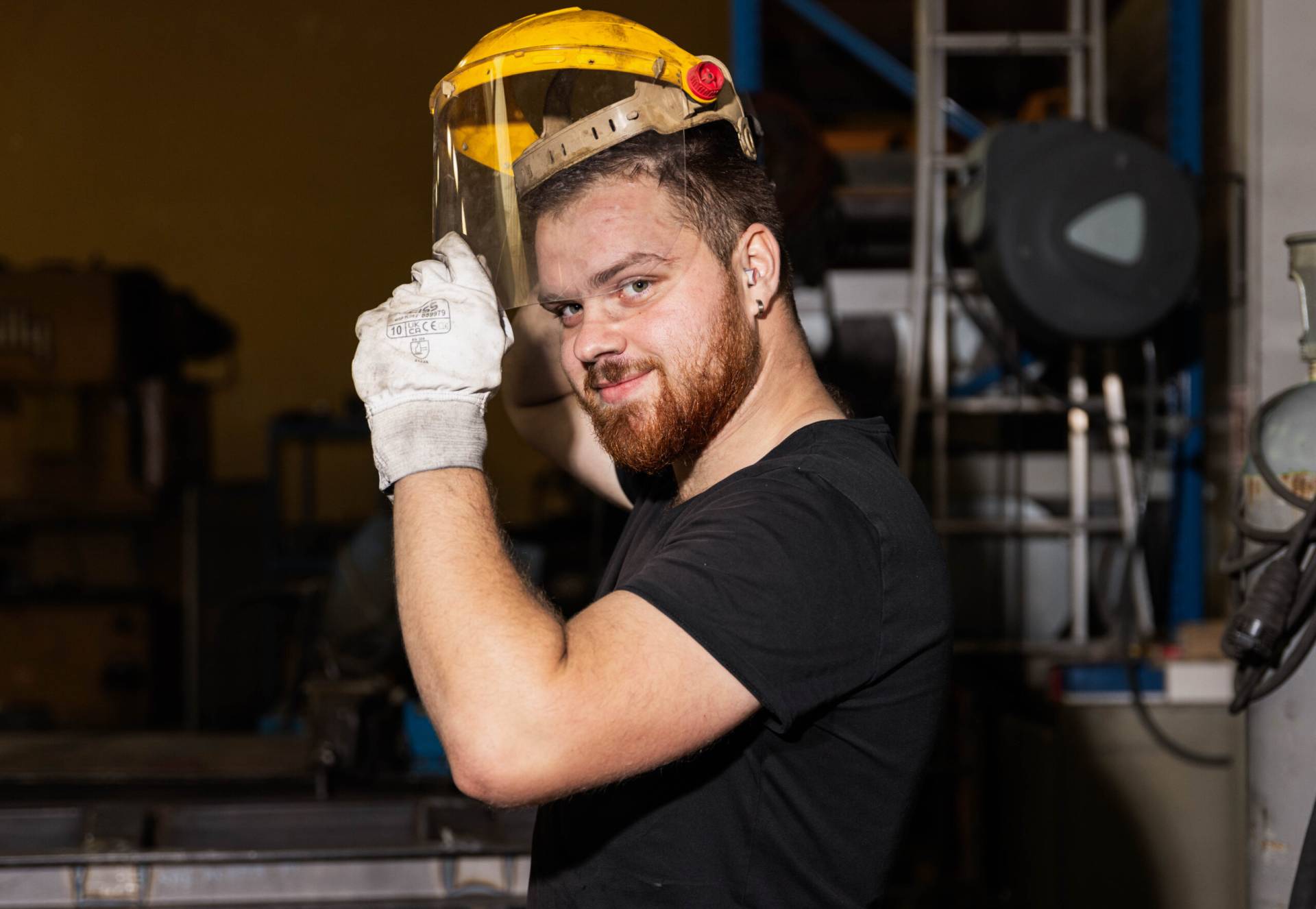 STTC-homme-qui-travaille