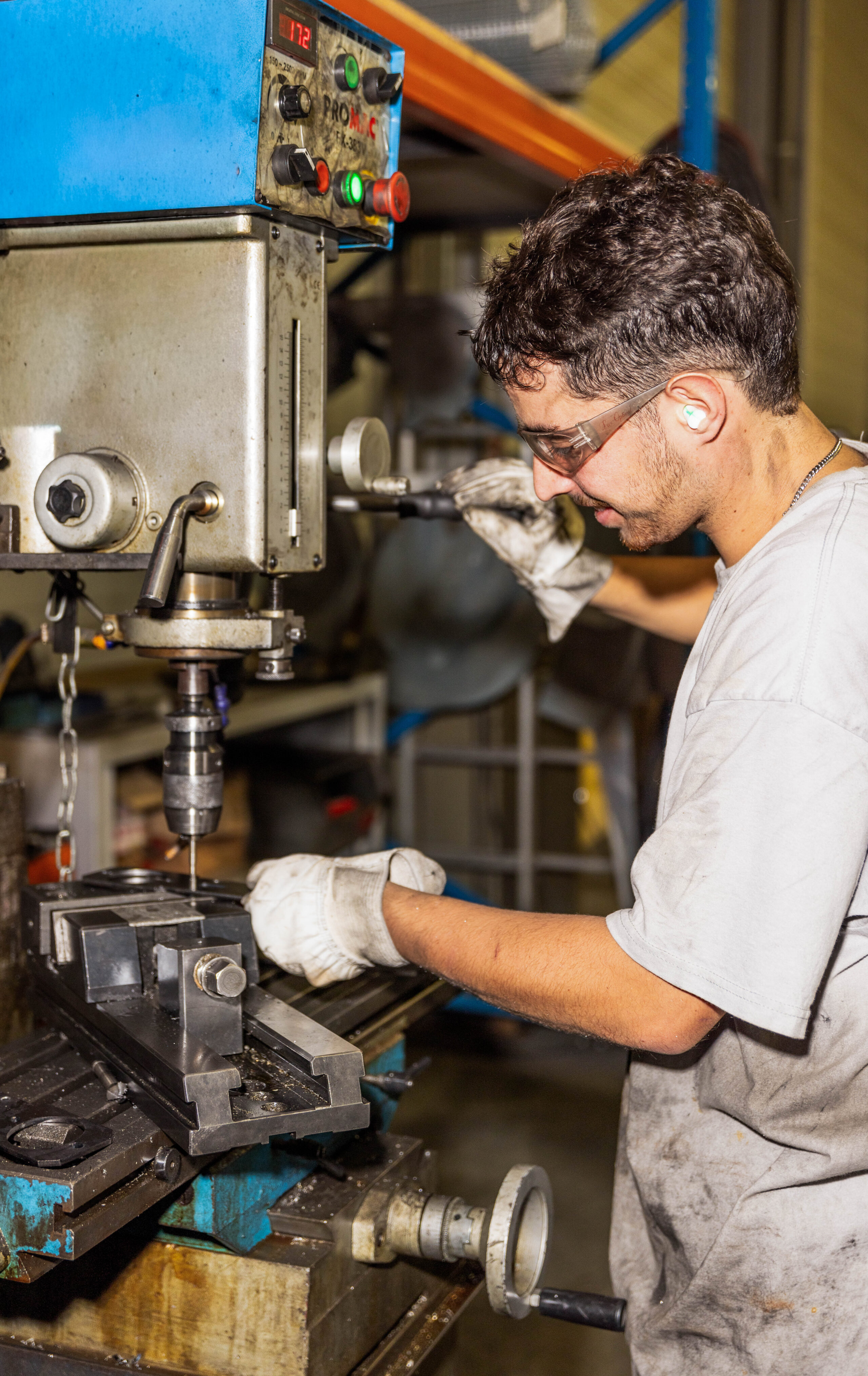 STTC-homme-qui-travaille